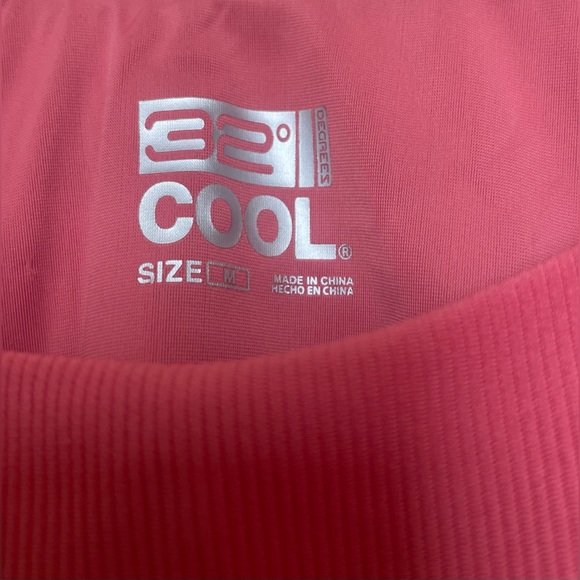 Active Ribbed Tank with Bra - Picture 3 of 4